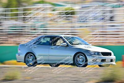 media/Oct-18-2025-Extreme Speed (Sat) [[d6d7e1fef1]]/Group 3 Purple/Session 3 (Turn 1)/